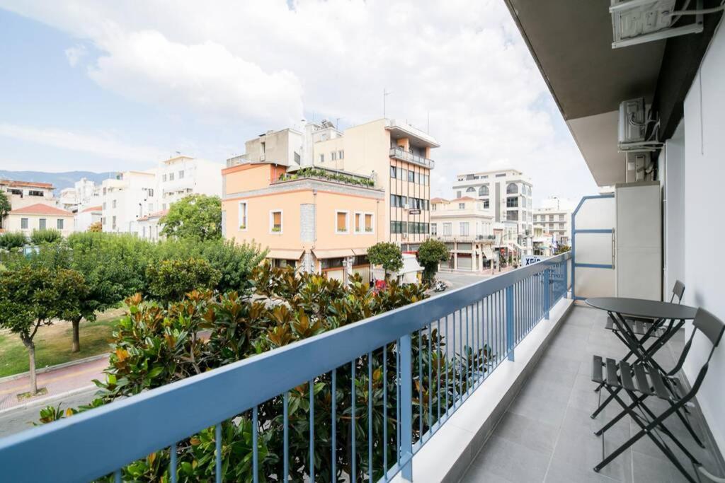 Belajo Central Apartment And Jacuzzi !! Volos Exterior photo